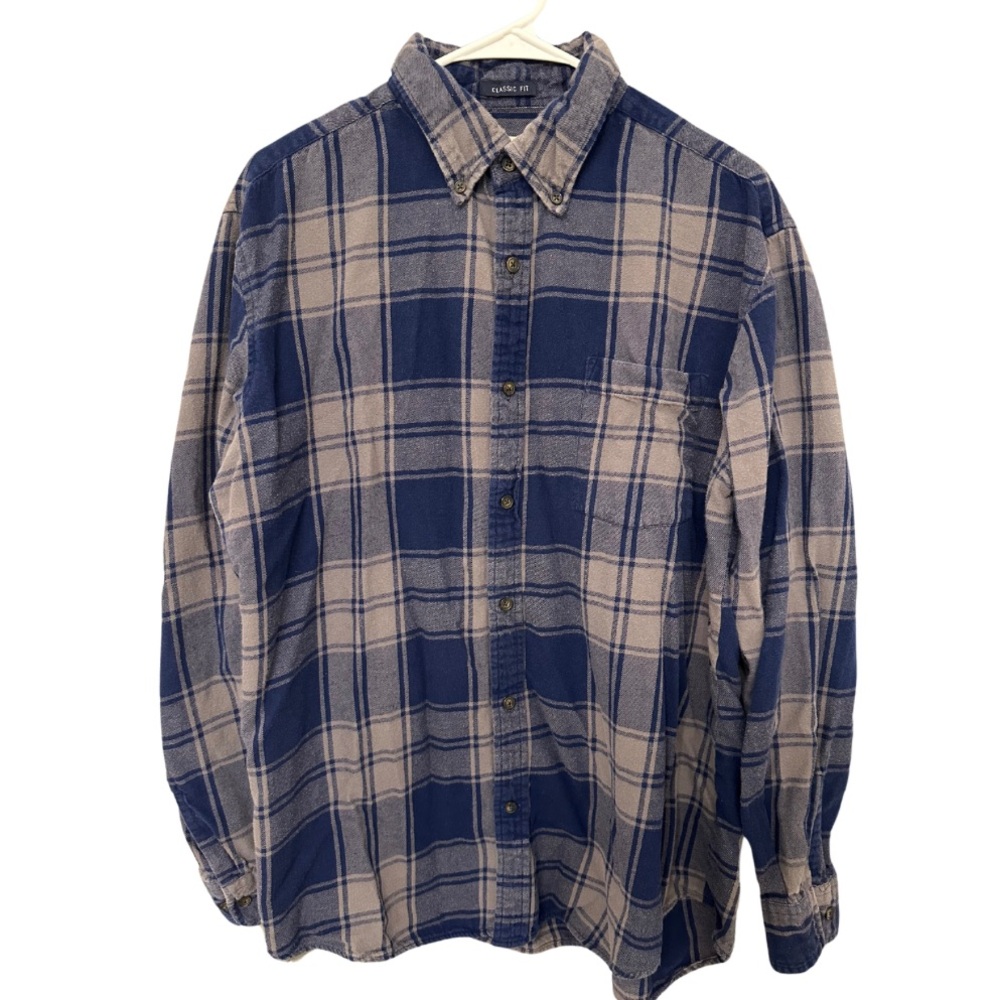 Men’s St. John’s Bay Blue Plaid Flannel Shirt - Size Large
